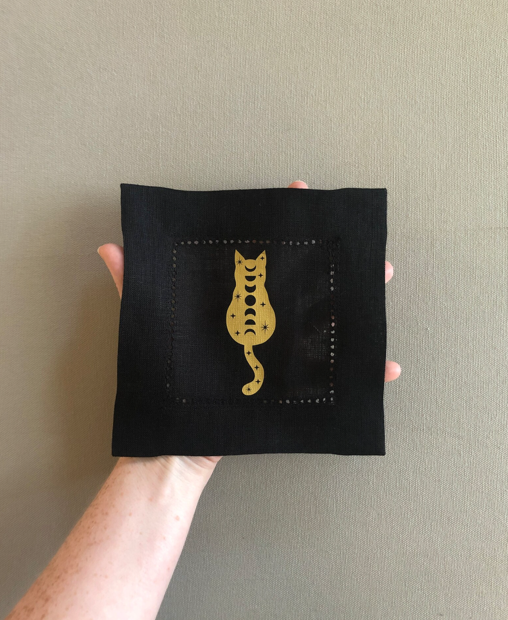 Mystic Moon Cat Mini 6” Altar Cloth